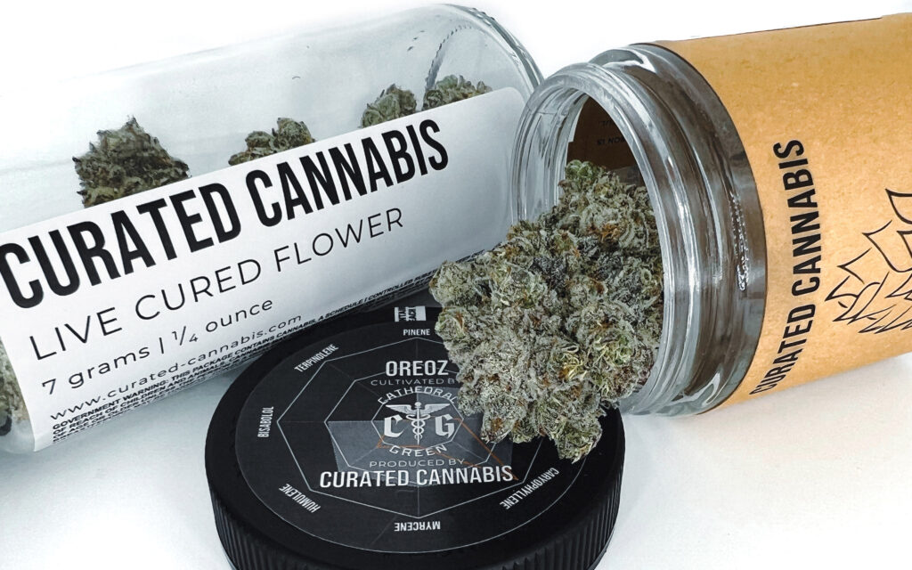 Curated Cannabis Oreoz packaging photo.