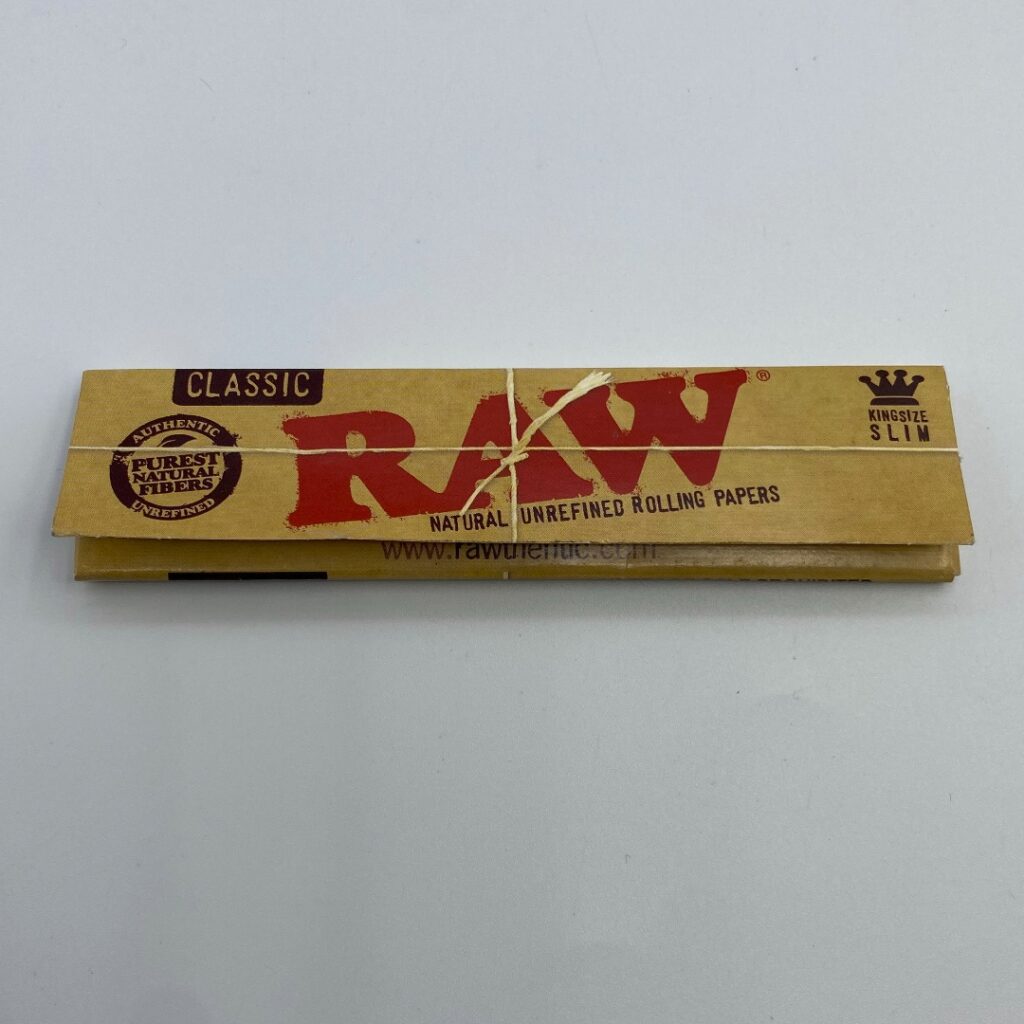 "RAWs rolling papers"